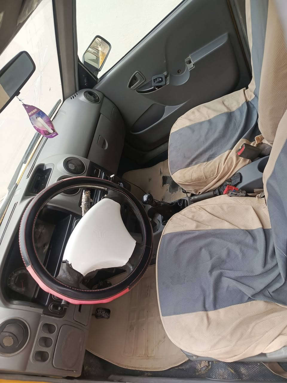 سايبا 2012 محرك وكير كارتون جدد تخم تاير حداديه نضيفه سياره بلاديه شواصي جدد رقم كربلاء صدامي راعيهه بنجف يريد تحويل بس اني ابيع هل موجود بدون راعي كوم حديد السعر 13 وبيهه مجال مكاني كربلاء العطيشي ***********
