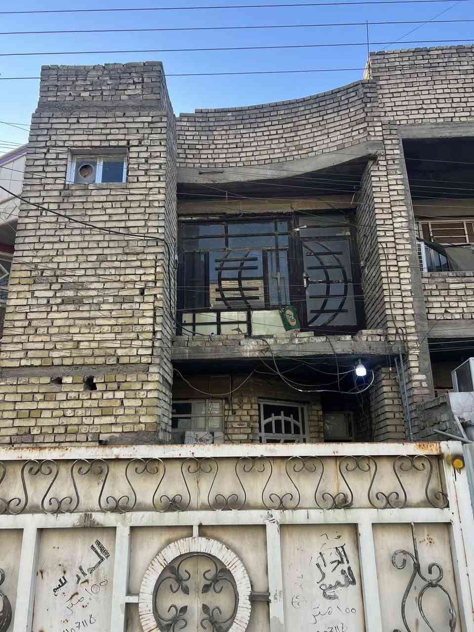 مشتمل للايجار في الطاقه شارع الـ 15 شارع عريض 

المساحه 100 م
الواجهة 5 م

يحتوي على كراج+ استقبال +هول+ مطبخ + غرفتين نوم +خدمات عدد3

تابع الصور قبل الاتصال 

سعر الايجار 800  

للاستفسار مكتب ارض الرافدين للعقار

***********
