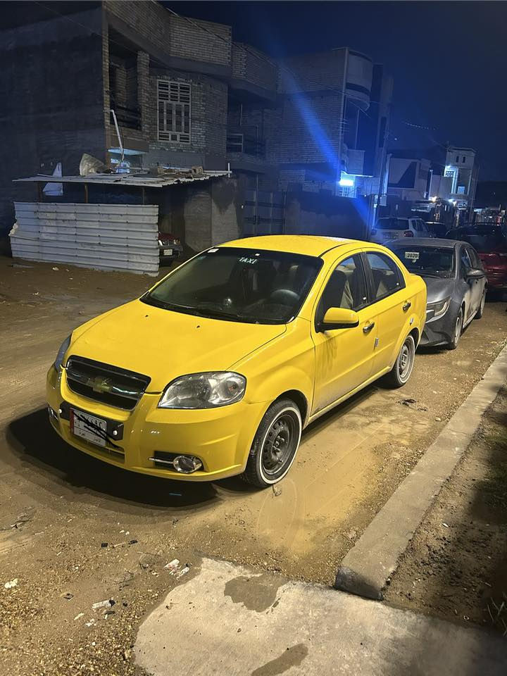 أفيو خليجي 2009  مسكر السياره مكفوله من ضربه قويه كير ومكينه جدد السياره عليه ادامه كامله رقم الأنبار السياره مال بيت مامتعوبه السعر 55 وبيه مجال لاستفسار اكثر الاتصال عل رقم ***********
