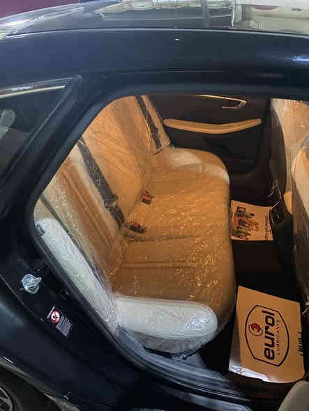 سلام عليكم
سوناتا هايبرد 2022 وارد امريكي رقم بغداد 
ماشية اقل من 73 ميل 
حادثهة  قبق جنطة   
ومبدل بيهة بامريكا جاملغ امامي صفحة الصدر
ومصبوغة كلير وياها البيبان فقط كلير بدون ضربة بلبيبان توحيد لون بامريكا  
صور الحادث والسونار موجودة بل منشور
 تدفئة تبريد قطعتين
كشنات ابيض ملكي
4وضعيات قيادة * قياده اليه * تحديد مسار
وقوف ذاتي  * محرك 2000 هايبرد
كير ازرار اوتماتيك  * بصمة بيبان وصندوق
تشغيل عن بعد * اشاير بالمري
محيطي رادارات جانبية وامامي خلفي 
شاشة كبيرة كار بلي * فول تحكم ستيرن
كاميرات دوارة خلفية * هاند بريك بصمة 
مانع انزلاق * مثبت سرعة * نظام قيادة
السعر 174 العنوان بغداد
***********
