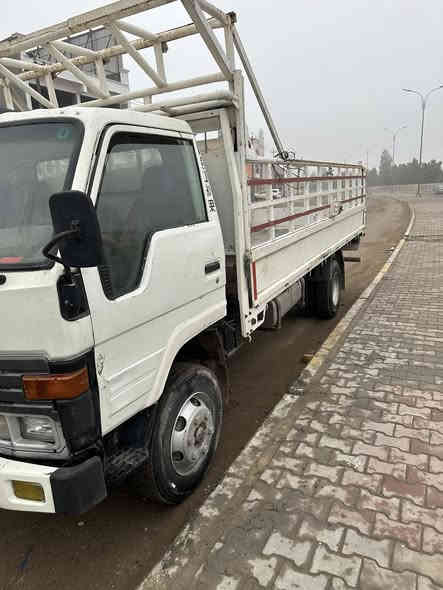 داينة تيوتا 5 متر
تخم تاير جديد
محرك 14 جديد
سيارة جاهزة 
ويالة 17 ونص بلادي
رقم بغداد
العنوان ديالى بعقوبة 
سعر 80 ورقة وبيهة مجال
الرقم ***********
مكلف بل نشر خابر على رقم هوة صاحب سيارة
