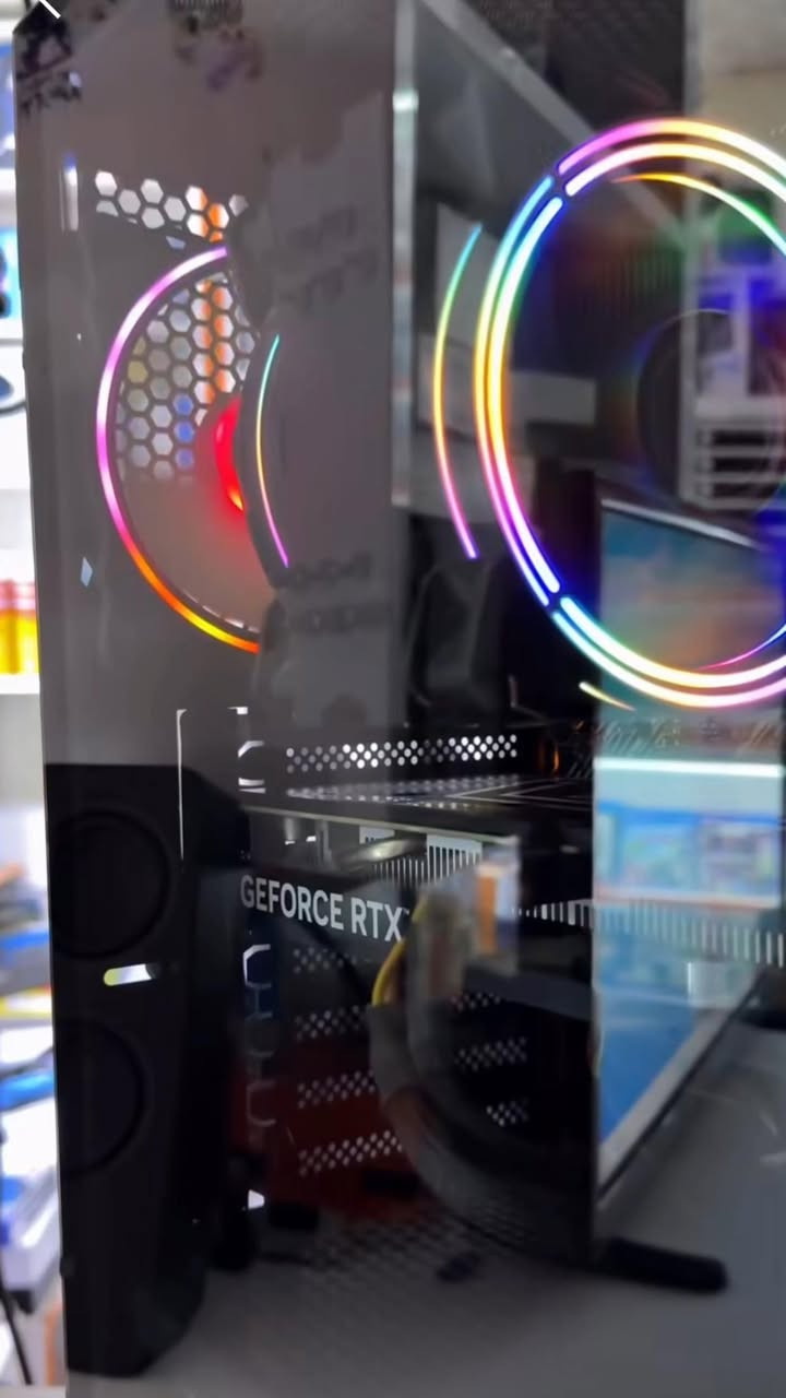 كيس + شاشه بحجم 27، فريماتها 160 /220 فريم 
مواصفات البي سي :
R5 3600x
4060 8g
B450 prime
16g 3200
128g ssd
1t hdd
550w
نضيف جداً واستخدام قليل اقل من 5اشهر 
الأضافات 
حوستك اثنين گيم سير اثنينهن نضيفات وأي عطل مابيهن 
مكبر صوت  
ماوس باد 
ماوس + كيبورد .
ميز بحجم كبير ومناسب 
27 الف لعبه جميع الألعاب مجاناً إلك !
كل لعبه أبالك تكدر تلعبها ما أخليك تندم وياي 
كلها هذا بسعر مليون و850 الف فقط .

سوالف :
هذا البي سي حرفياً نضيف واتمنه من تدخل انتَ شراي غير هيج لا تدخل رجائاً أريد أبيعه عندي عمليه لشخص من اهلي واريد أنطي الفلوس صدگني قليل بي وخسران بي بس لان محتاجهن لهذا السبب بس أريد أبيعه فقط لا اكثر أتمنه الصحه والعافيه للجميع يارب . 

 بلنجليزيي

كيس + شاشه بحجم 27، فريماتها 160 /220 فريم 
مواصفات البي سي :

R5 3600x

4060 8g

B450 prime

16g 3200

128g ssd

1t hdd
550w
نضيف جداً واستخدام قليل اقل من 5اشهر 
الأضافات 
حوستك اثنين گيم سير اثنينهن نضيفات وأي عطل مابيهن 
مكبر صوت  
ماوس باد 
ماوس + كيبورد .
ميز بحجم كبير ومناسب 
27 الف لعبه جميع الألعاب مجاناً إلك !
كل لعبه أبالك تكدر تلعبها ما أخليك تندم وياي 
كلها هذا بسعر مليون و850 الف فقط .

سوالف :
هذا البي سي حرفياً نضيف واتمنه من تدخل انتَ شراي غير هيج لا تدخل رجائاً أريد أبيعه عندي عمليه لشخص من اهلي واريد أنطي الفلوس صدگني قليل بي وخسران بي بس لان محتاجهن لهذا السبب بس أريد أبيعه فقط لا اكثر أتمنه الصحه والعافيه للجميع يارب . 

كيس + شاشه بحجم 27، فريماتها 160 /220 فريم 
مواصفات البي سي :

R5 3600x

4060 8g

B450 prime

16g 3200

128g ssd

1t hdd
550w
نضيف جداً واستخدام قليل اقل من 5اشهر 
الأضافات 
حوستك اثنين گيم سير اثنينهن نضيفات وأي عطل مابيهن 
مكبر صوت  
ماوس باد 
ماوس + كيبورد .
ميز بحجم كبير ومناسب 
27 الف لعبه جميع الألعاب مجاناً إلك !
كل لعبه أبالك تكدر تلعبها ما أخليك تندم وياي 
كلها هذا بسعر مليون و850الف فقط .

سوالف :
هذا البي سي حرفياً نضيف واتمنه من تدخل انتَ شراي غير هيج لا تدخل رجائاً أريد أبيعه عندي عمليه لشخص من اهلي واريد أنطي الفلوس صدگني قليل بي وخسران بي بس لان محتاجهن لهذا السبب بس أريد أبيعه فقط لا اكثر أتمنه الصحه والعافيه للجميع يارب .


**إذا كنت صاحب هذا الإعلان وتريد حذفه لأي سبب، رجاءا أرسل رسالة إلى الدعم الفني**