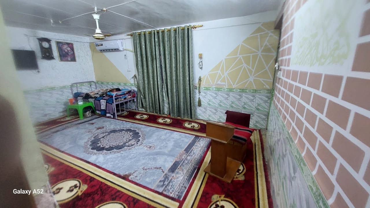 🏠 دار لبيع النجف الأشرف حي الميلاد فار مساحة 200 متر السعر 140 وبي مجال تواصل ***********
