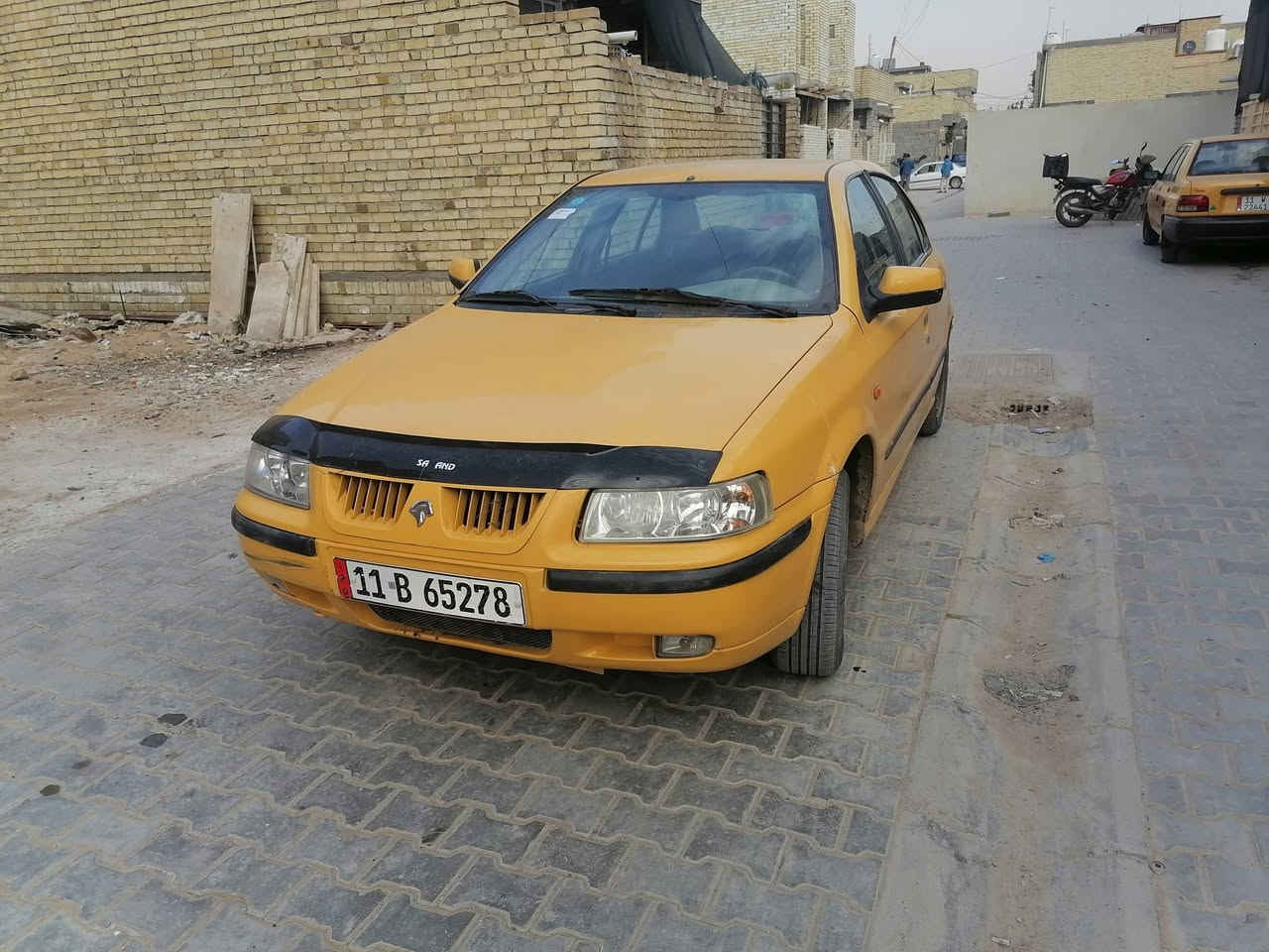 سمند2012رقم انكليزي سياره حلوه بدون خياسات كيرمكينه خير من الله مصبوغه حزام اسم شخوط صبغ جماليه شرط التحويل.. مثلا بالنشر للاتصال ***********
