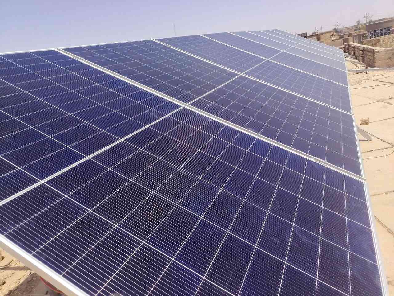 مستمرين بتجهيز منضومات الطاقه الشمسيه🌞 للحصول على (طاقه نضيفه وبيئه نضيفه 🌈🌿) 

تم تجهيز  منزل بمنضومه طاقه شمسيه ⚡⚡
بمقدار 15A نهاري +10A ليلي لمده 4ساعات 🌠
بالاعتماد على 
1- انفيرتر من ماركه Deye 6kw ip65   ضمان 5سنه 
2-بطاريه من ماركه Rizon10kw ضمان 5 سنه
3-الواح ماركه فلادلفيا 710w ضمان20سنه

للحجز و الاستفسار التواصل واتساب 
قسم الصيانة / ***********
قسم المبيعات/ ***********
سوق الطاقه الشمسيه في العراق 
كروب الطاقه الشمسيه في النجف
