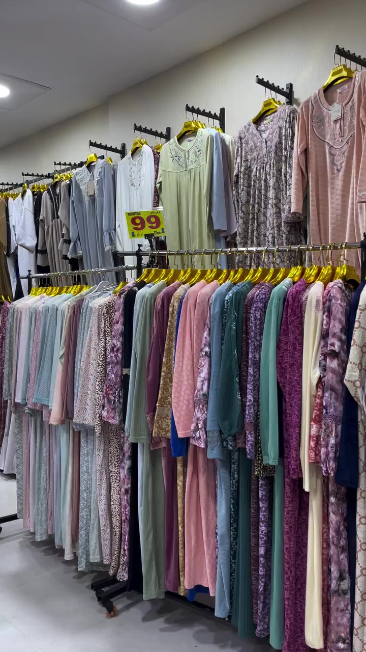 السلام عليكم ورحمة الله وبركاته
متجر  galerie touzani  في الحي المحمدي يرحب بكم طيلة هاده الايام المباركة ❤️
عنوان وموقع المتجر في نهاية الفيديو ... تابعوا الفيديو للأخير نحن في انتظاركم للاستفادة من جديد العروض والتخفيضات بمناسبة الشهر الكريم ...


**إذا كنت صاحب هذا الإعلان وتريد حذفه لأي سبب، رجاءا أرسل رسالة إلى الدعم الفني**