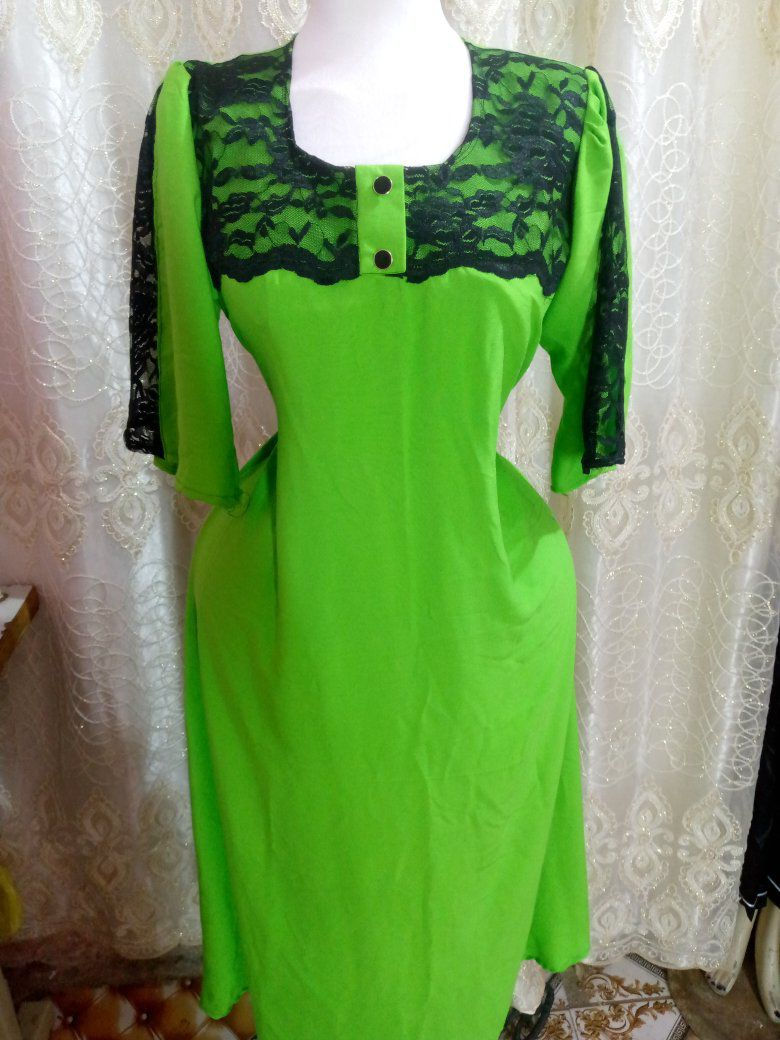 متوفرات بسعر الجمله موديلات العيد قماش اصلي كشمير على 8 وعلى 10 وعلى 12 متوفر توصيل لكل مكان بنات وعندي تراكات شي ان على 5تجنن


**إذا كنت صاحب هذا الإعلان وتريد حذفه لأي سبب، رجاءا أرسل رسالة إلى الدعم الفني**