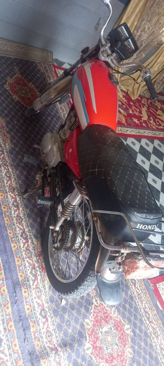 دراجه ايرانيه اورق السعر 750وبيه مجال لشراي


**إذا كنت صاحب هذا الإعلان وتريد حذفه لأي سبب، رجاءا أرسل رسالة إلى الدعم الفني**