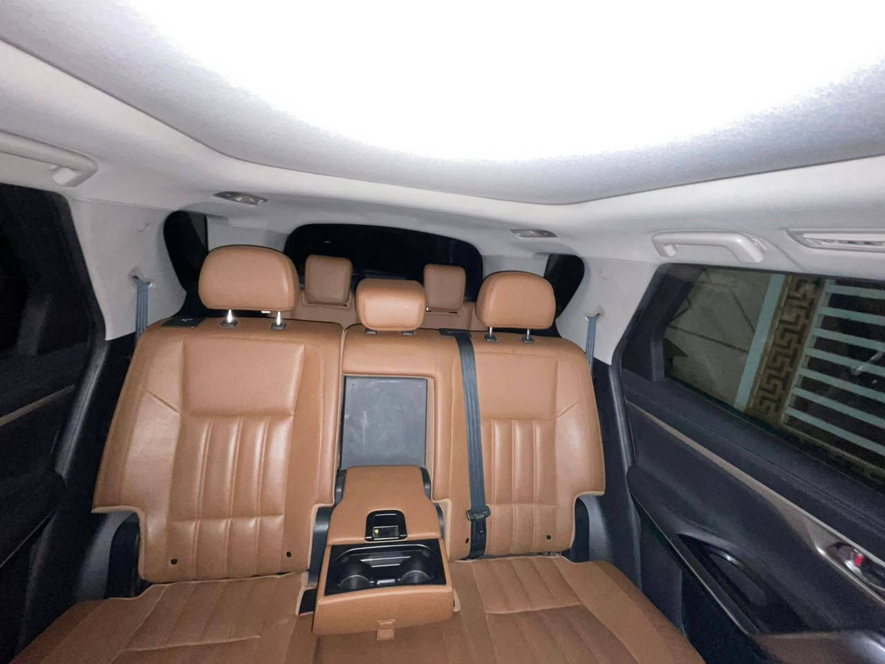 السلام عليكم سيارة شانجان sc95 موديل 2023 للبيع مكفوله ماشيه 61.000 الف  ضمان شركة  معروفه المواصفات  ماكو داعي اشرحهن السعر 30 مليون  مكان الحسينيه الراشديه...للاستفسار خاص او اتصال او واتساب (***********)
