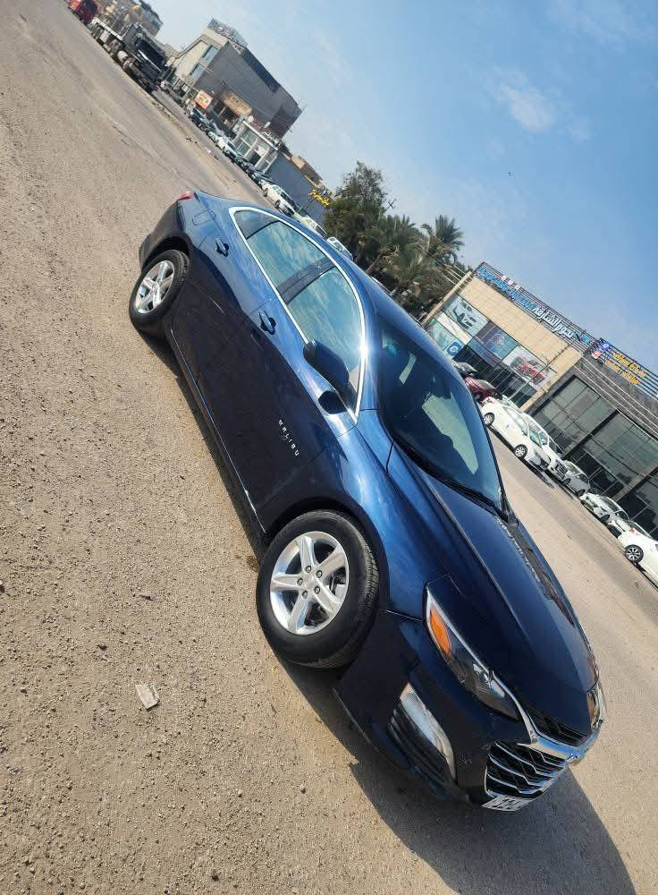 ماليبو لون ازرق موديل 22 LT
ماليبو ٢٢ بغداد رقم جديد معوقين 
المواصفات 
بصمه ابواب وتشغيل 
تشغيل عن بعد 
شاشه كبيره 
كاميرا 
كشن كهرباء 
تحكمات فول 
لدات نهاري 
هند بريك بصمه 
تبريد منفصل 
وباقي المواصفات Lt
السعر 105$
***********0
