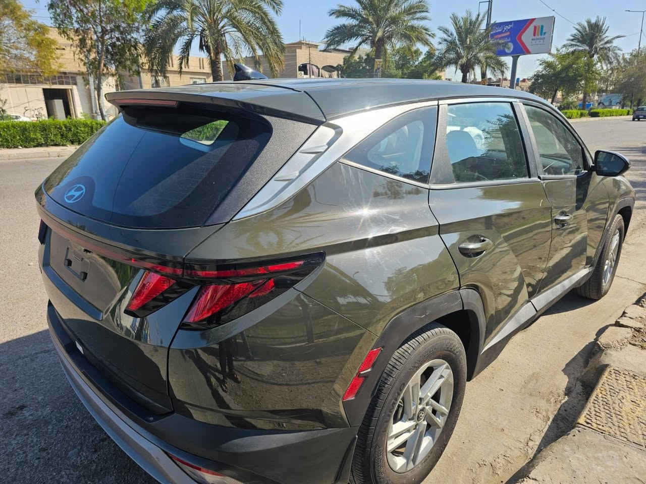 توسان ٢٠٢٥ لون زيتوني بيه صبغ ٣ ونص شطح جانبيه ماشيه ٢٤ موصفاته البصمه والشاشه مواصفات التوسان رقم بغداد بسمي العنوان بغداد
***********
السعر ١٩٠ مرقم كامل
