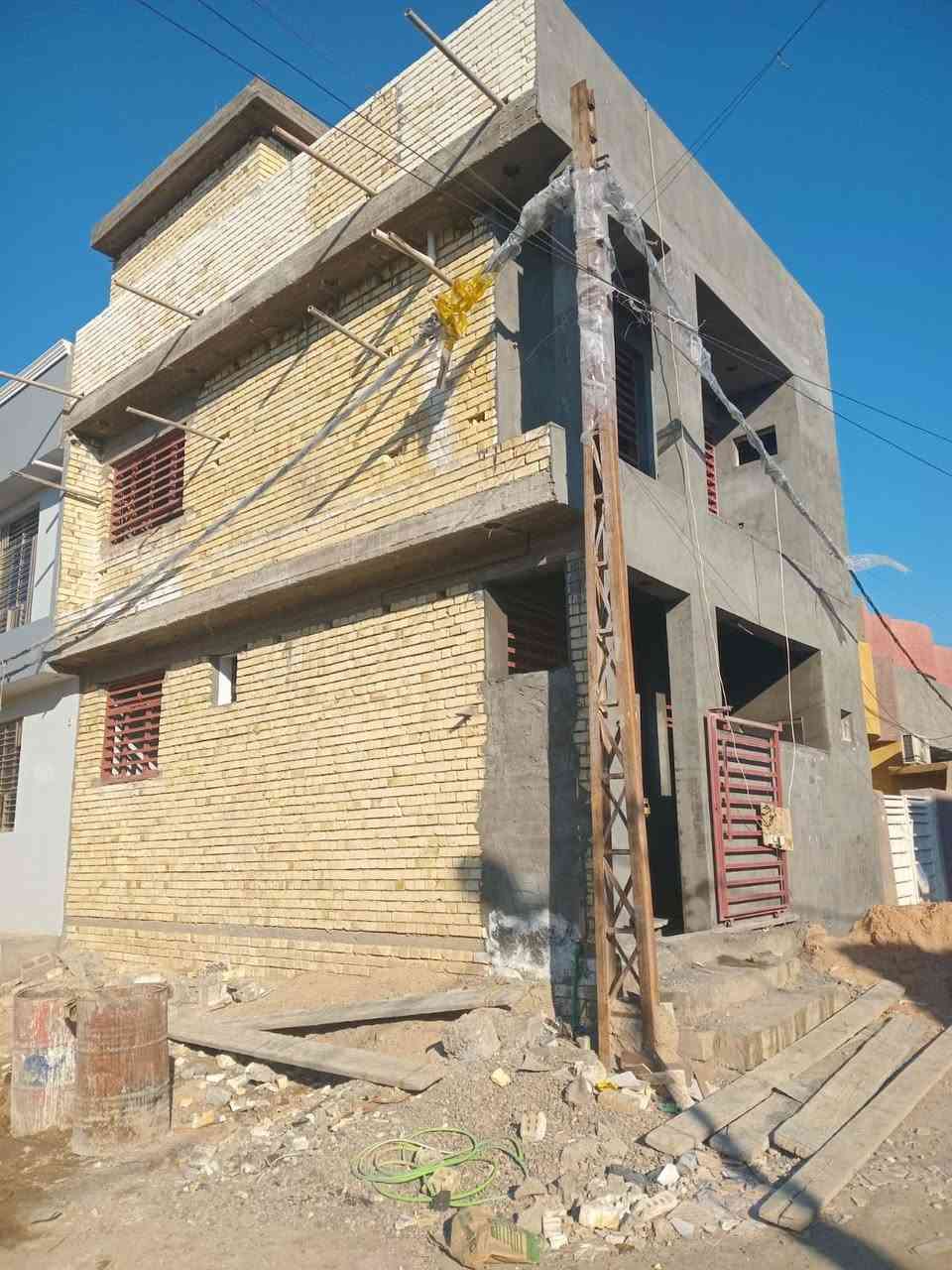 ٥٠متر ركن للبيع بناء درجه اولى يسلم جاهز مفتاح  _ابو غريب _الخرنابات الجديده قرب الخط السريع 
***********
