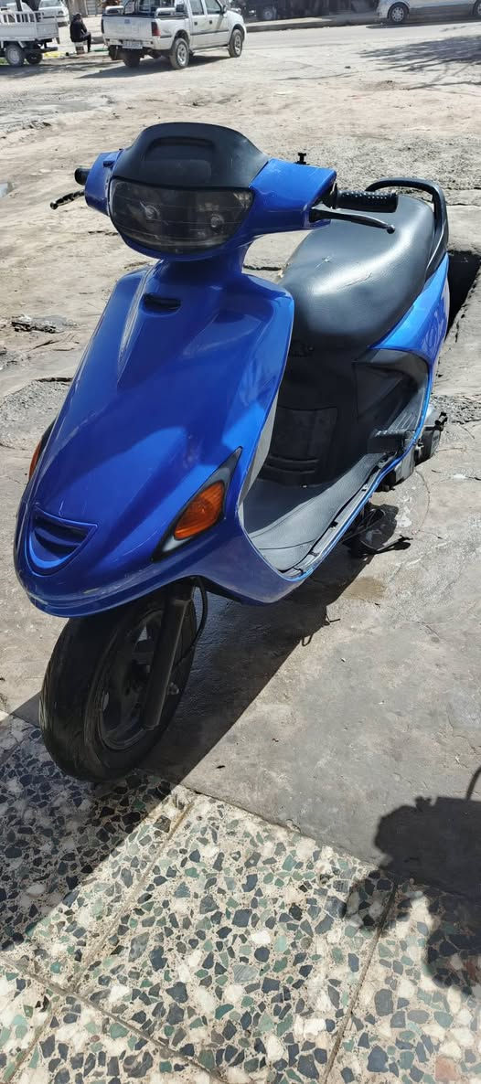 دراجه فراشه فحل ديسك للبيع دراجه كله نقص ما بيها جديده على الفحص كهربائيات كلها شغاله نهضه حلوه دراجه ناعمه السعر 550 وبيها مجال للشراي ***********
