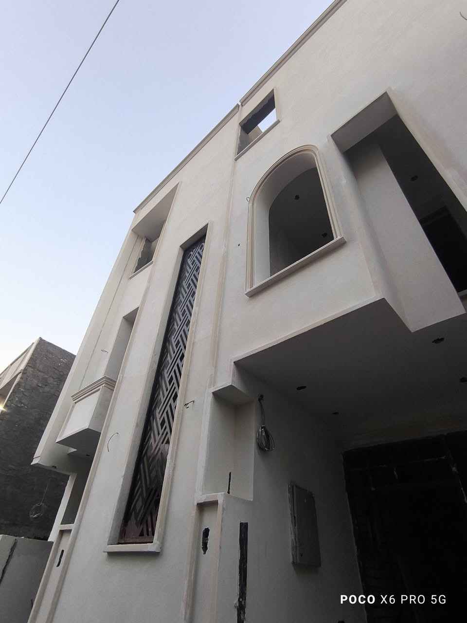 لبخ سقل المتر 6
لبخ ونثر المتر 7
لبخ اجراره 5
لبخ تصفير المتر 8
لبخ تشميع خارجي 3
لبخ تشميع داخلي 2ونص
يكون مبيت داخل الموقع
***********
