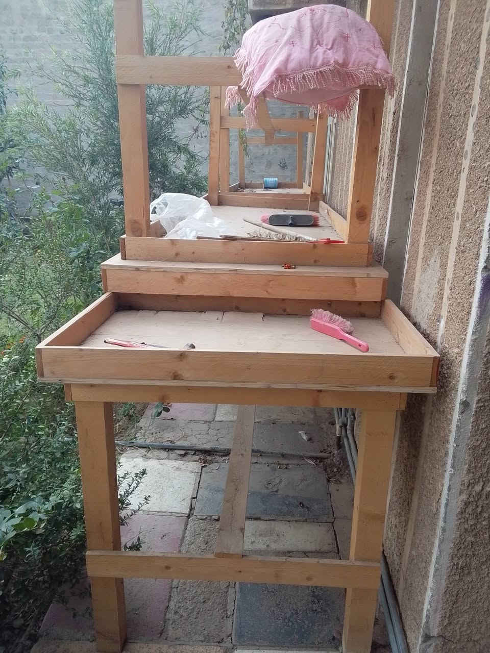 السلام عليكم متاح ميوزة بقالة  عدد ٤ حجم كبير ووسط للبيع السعر ١٥٠ الف وبيهن مجال ***********
