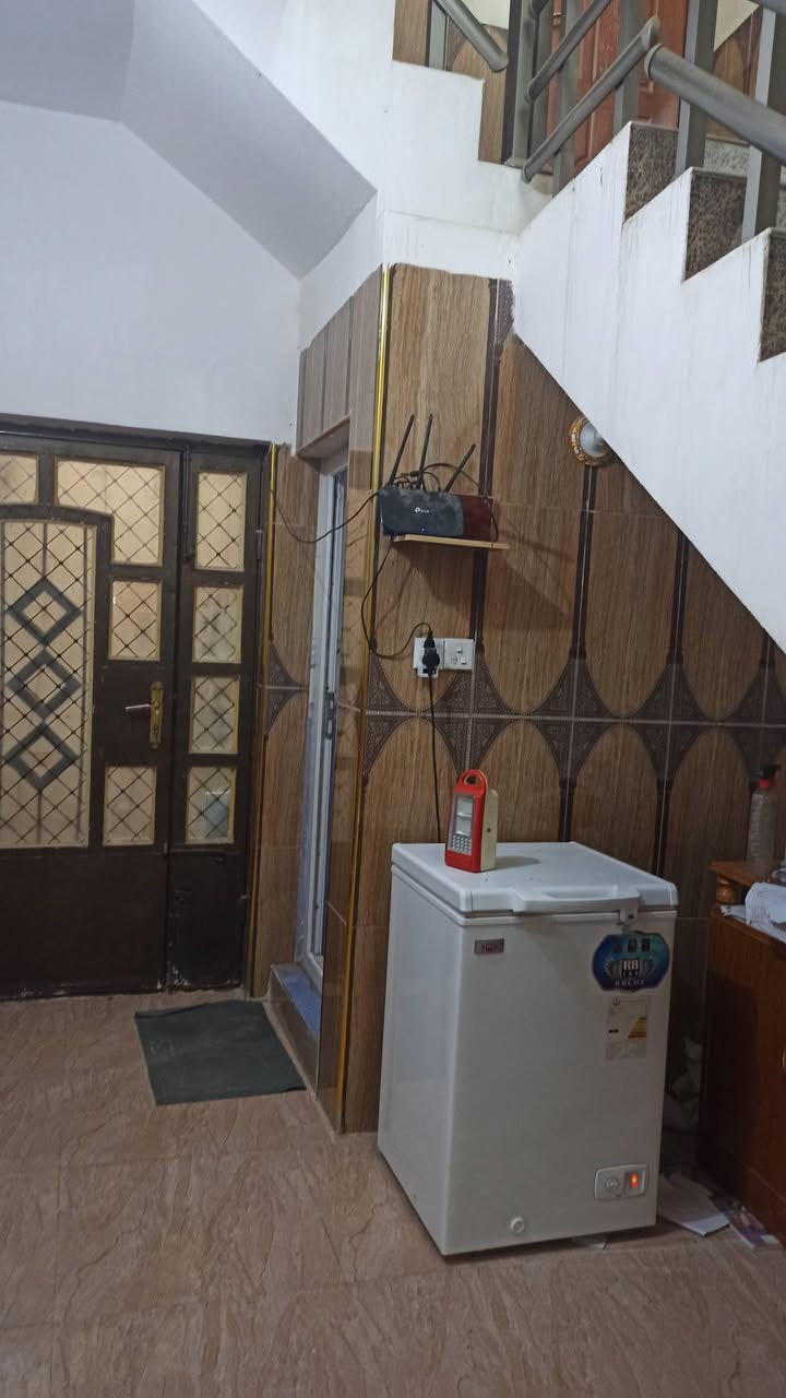 البيت للبيع   المساحه 125
العنوان. الغالبية 
ديالى
***********البيع مكاتبة مصدقه  فقط
