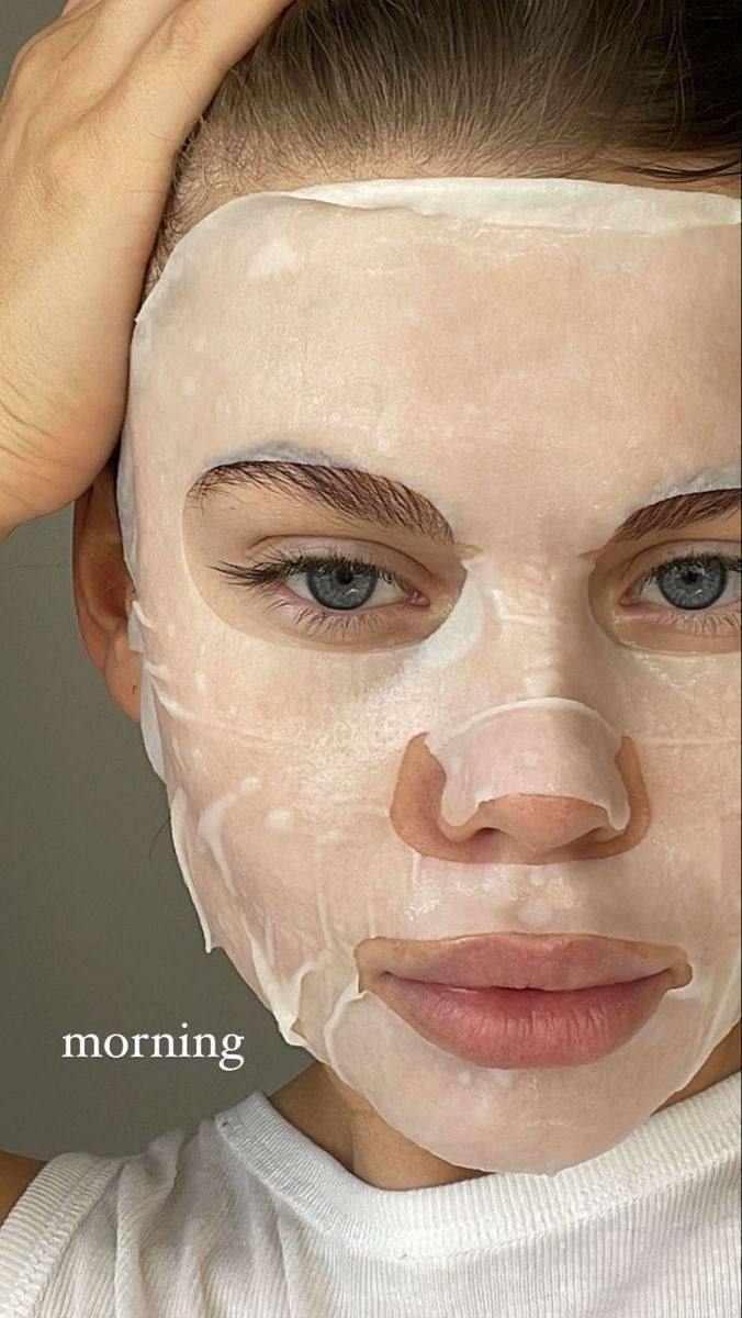 ويتدللون علينا الجميلات 🌸 

ماسك الكبسولة المضغوطة😍
هو عبارة عن كبسولة تتخلى بالماء تطلع قناع على شكل الوجه بالضبط   
بعدين أجيب الماسك و نخلي بالتونر الخاص …وهسة صار الماسك مشبع بالتونر ونخلي على الوجه لمدة ١٥ دقيقة  وبعدين نشيله ونخلي مرطب 
ينفع للبشرة الدهنية ؟  أكيد ينفع بس لازم التونر خاص للبشرة الدهنية 
شنو ممكن أستخدم بدل التونر ؟ مي الورد ينفع 
شنو الفائدة من ماسك التونر هذا ؟ 

أولا : الترطيب.  
 ثانيا : يخلي دهون البشرة تطلع برة مثل فكرة نخلط مي وزيت الزيت يصعد فوك 🌸
 ثالثا : يعالج مشاكل البشرة  مثل الحبوب والجفاف 🌸
رابعا : يعيد بناء الجلد بعد فترة من الإستخدام وهيج يخلص البشرة من آثار الحبوب والحفر 🌸
خامسا : يصغر مسام البشرة🌸
سادسا : لازم مواظبة لمدة شهر حتى نحصل على النتيجة🌸

زين الماسك المضغوط يستخدم بس ويه التونر ؟ أكيد لا... تكدرين تستخدمي ويه أي ماسك إنتي حابته مي رز ، جل الصبار أو سيرومات مثل فيتامين سي و هايرونك أسد تخلي كماسك.🌸
الكيس يحتوي على ٥٠ ماسك مضغوط🌸
سعر الكيس 8 الاف 
🚘 يوجد خدمة توصيل لجميع محافضات العراق 5لاف 🚘


**إذا كنت صاحب هذا الإعلان وتريد حذفه لأي سبب، رجاءا أرسل رسالة إلى الدعم الفني**