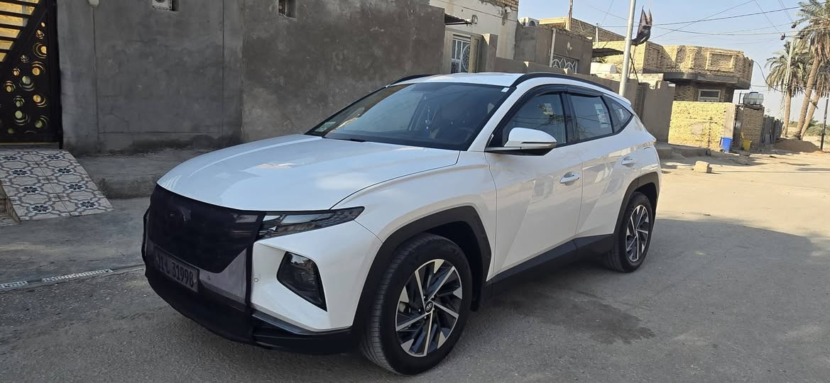 توسان 24خليجي محرك 2000 دوش فول ماعدا البانوراما بصمه تشغيل عن بعد حساس امامي خلفي لد امامي خلفي كراسي 2كهرباء هاندبريك بصمه اوتو هولد مانع انزلاق وانحدار اشايرومري شفط بردات ب ابواب شحن واير ليس مود درايف تحكمات شاشه وكامره زنون  الخ 
ماشيه 31 كفاله عااااامه حت الدعاميه  
بغداد مداور مباشر
الديوانيه - عفك

سعر 232
*********** ديوانية, القادسية
