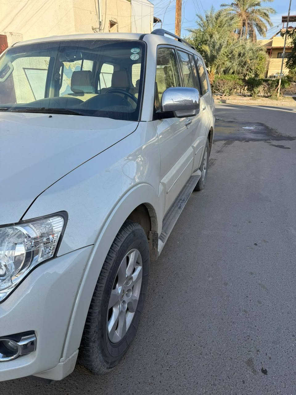 باجيرو علامه ذهبية كلين موديل 2019 ماشيه 31.  السياره بعدها على الوكاله السعر 22
الاتصال على ***********
