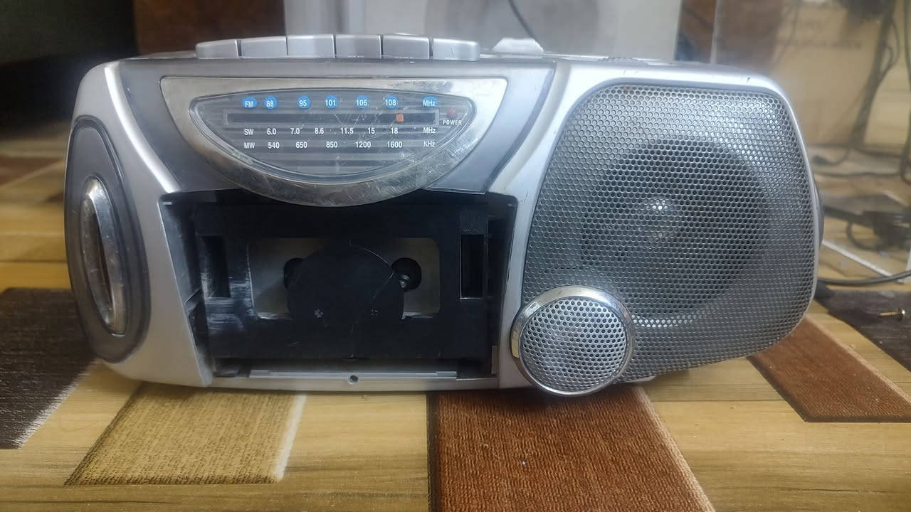 متوفر 💚
مسجل شغال بس مايعلي ولا ينصي ، 
+++ چان عاطل وتم اصلاحه يعني  مفتوح +++
الراديو مالتة مايشتغل 
السعر مع التوصيل ٩ الاف فقط


**إذا كنت صاحب هذا الإعلان وتريد حذفه لأي سبب، رجاءا أرسل رسالة إلى الدعم الفني**