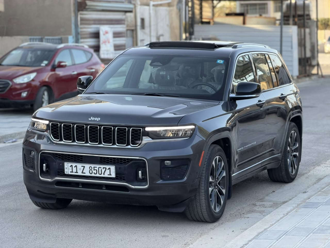 ياالله
السلام عليكم جيب كراند شيروكي اوفر لاند 2023 وارد امريكي

Jeep Grand Cherokee Overland 2023  3.6 V6

         حجم المكينه : 3600 V6 

المسافة المقطوعة : 42 الف كيلو 

الضرر : صبغ بنيد ودعاميه وجاملغ يسرا نفس الون 

          حالة الايرباك : دركه + دشبول   

#مواصفاتها

1.شاشه 

2.بصمه

3. تشغيل عن بعد

4.بردات خلفيه

5.كشنات جلد

6.كشن السايق ميمري

7.كشنات كهرباء

8.صندوك كهرباء

9.حساسات خلفي امامي

10. قطعتين تبريد 

11.اشاير بالمري

12.رادار امامي

13.رادارات 360

14.ثلاث وضعيات قياده

15. بنوراما فتحتين

16. كير ماوس

17. نظام منحدرات

18. هيترات بالكشنات حار بارد

19.ويل كب كروم

20.لايتات لد

21.بكلايت لد

22.كشافات

23.بصمة ابواب

24.معرب الشاشه 

25. دمام خلفي

26.جكات

فول مواصفات 1/1 جاهزه مرقم بغداد 

#السعر :300 وبيها مجال اتصل وتدلل 

تفاصيل اكثر هذا رقمي *********** تحياتي 

مكاني بغداد حي الجامعه
