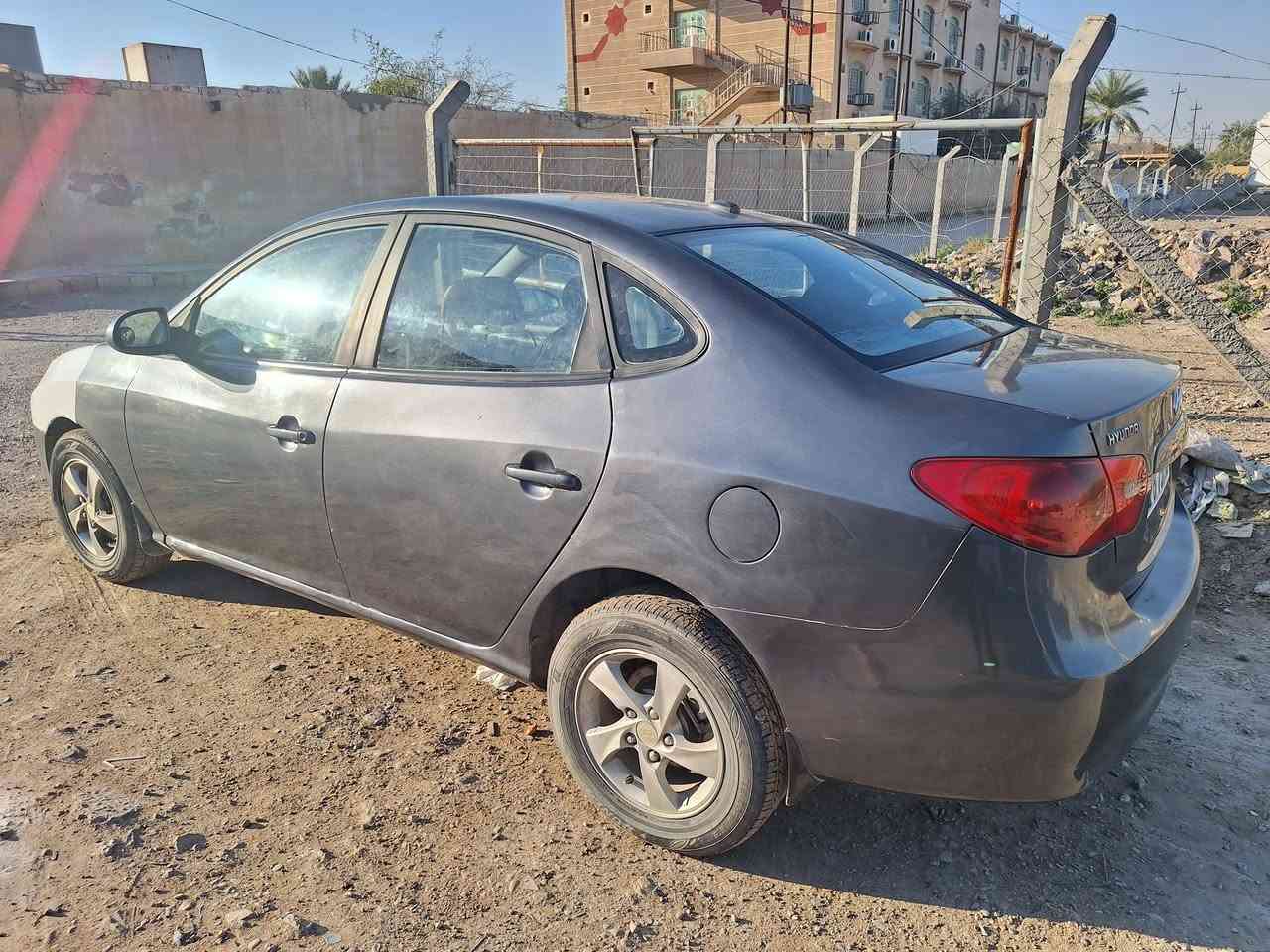 للبيع النترا موديل 2007 حادثها جامرلغ امامي مصبوغه عام مكينه 2000 دوش لا تبخير ولا تنقيص السعر 78 وبيها مجال للشراي المكان بعقوبه التحرير للاتصال بلرقم ***********
