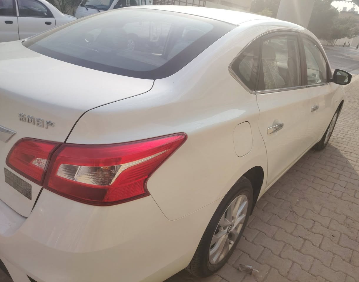 نيسان سنترا 2025 زيروو  490 كيلو متر  ماشيه
 تريد عقد / تريدوكالة/  تحويل مجانآاا
المواصفات 👇 
1 محرك 1600 
2 شاشه 
3 كامره 
4 تبريد قطعتين 
5 أربعه جام كهرباء  
6 ويل كب
7 نظام ايكو 
8 مانع انزلاق 
‏_ ABS 
السعر 135 $
وباقي المواصفات معروفه 
مكاني نجف حي المعلمين
***********☎️
