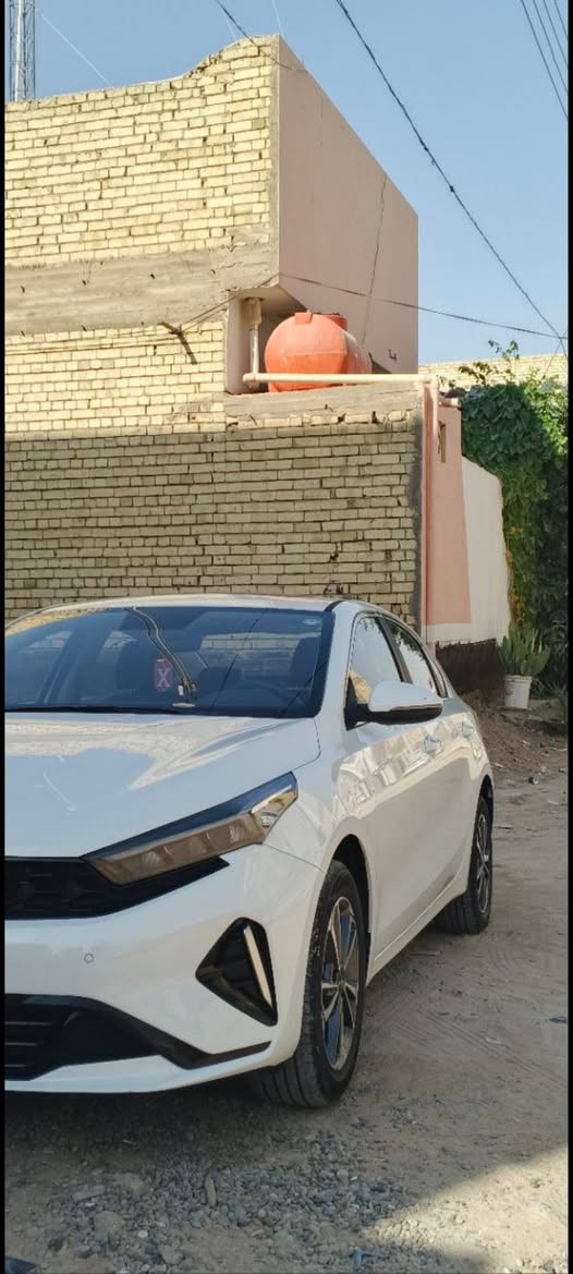 السلام عليكم
للبيع Kia K3 

موديل 2024 كفاله 

السياره بعدها زيرو ماشية 8700 كيلو 

رقم اربيل

فول مواصفات 

محرك  1500 تنفس طبيعي دبل نوزل 

مكان النجف الأشرف 

السعر :  148 وبيها مجال قليل

للاستفسار : ***********
