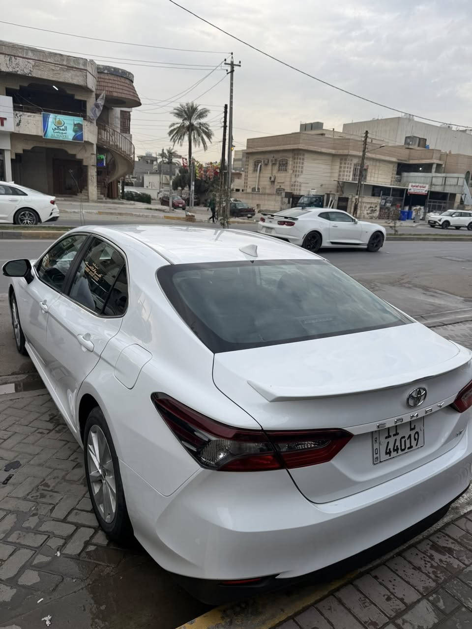 تيوتا كامري 2023 بانزين حادث بنيد وجاملغ امامي ماشيه 27 الف كيلو السعر 19500$ رقم بغداد ***********
