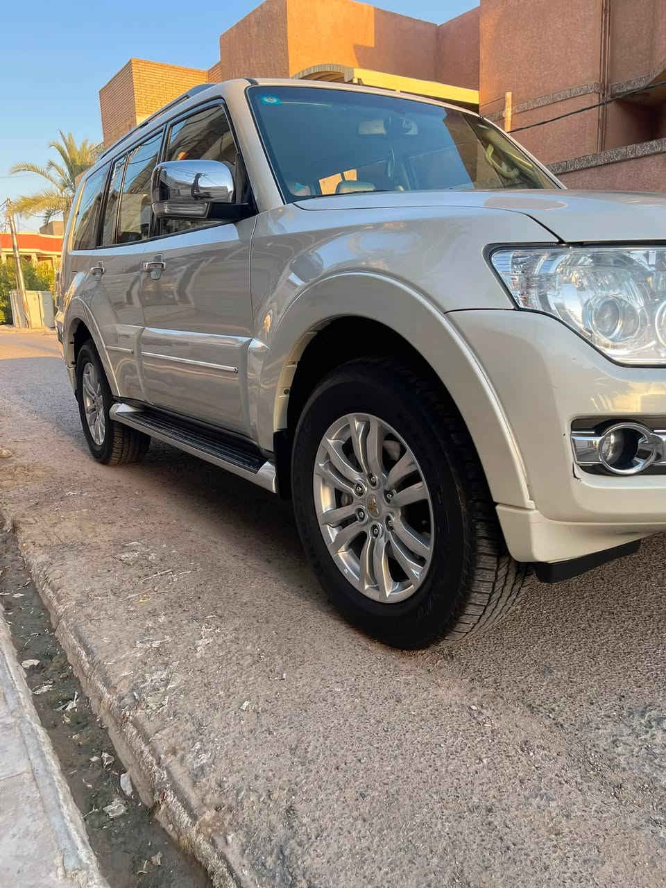 باجيرو حبتور 2020 فول مواصفات
المحرك: 3800 ماشية ٩٢ الف السيارة مكفولة رقم مثنى 
السعر :٢٣٥ 
الموقع: السماوة
للاستفسار: ***********
