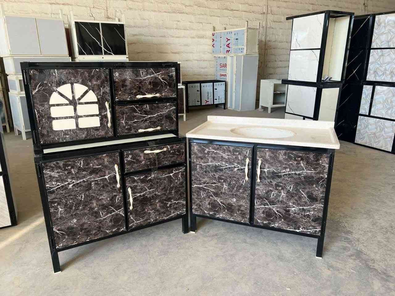 كاونتر متر وملحق مع سنك متر 
السعر 165 الف فقط


**إذا كنت صاحب هذا الإعلان وتريد حذفه لأي سبب، رجاءا أرسل رسالة إلى الدعم الفني**