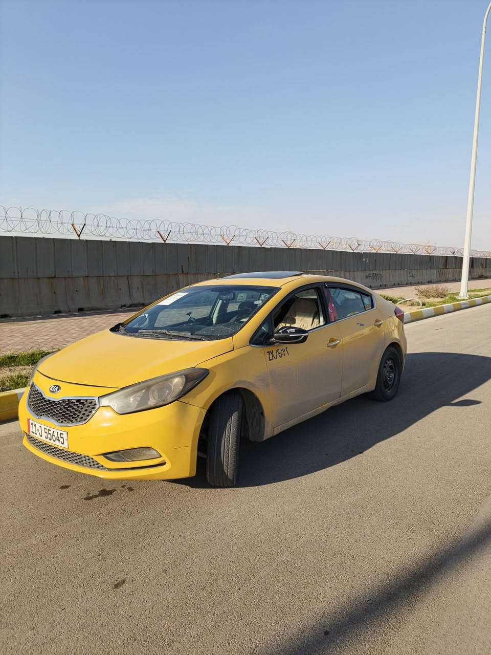 السلام عليكم
أقساط فورتي للبيع مقدمه 50وبل شهر 3ورقات السعر الكلي 130 موديل 2014 فول عدا البصمه محرك وكير خير من الله
محرك GDI
شاشه أعطال
تحكمات ستيرن 
شاشه كامره خلفيه 
حساس خلفي 
3 انضمه قياده
فتحه سقف
منضومه زينون
***********/*********** ملاحظة سونار ماماخذله تجي تشوف وتأخذ سونار وبخدمتك اني
