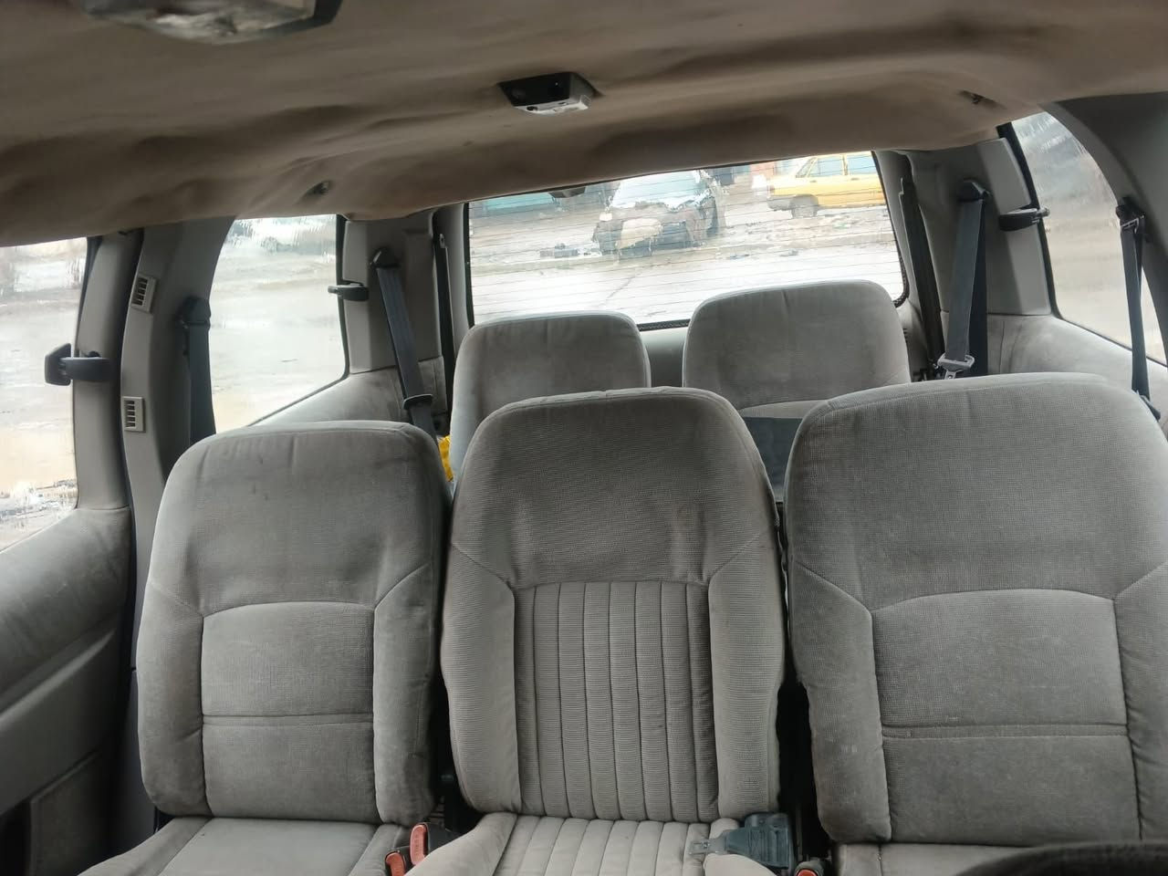 سيارة بونتياك موديل 95
7راكب محرك 2.4
4سلندر كير شرط محرك شرط 
باتري جديد ابواب كهربائية ريموند 
كير 5نمره دواخل كله نضيف صبغ بلادي نقطه صبغ ما طاخه مكاني الموصل بيع مستعجل تريد وكاله او تحويل 
التفاصيل على هذا الرقم او واتساب ***********
