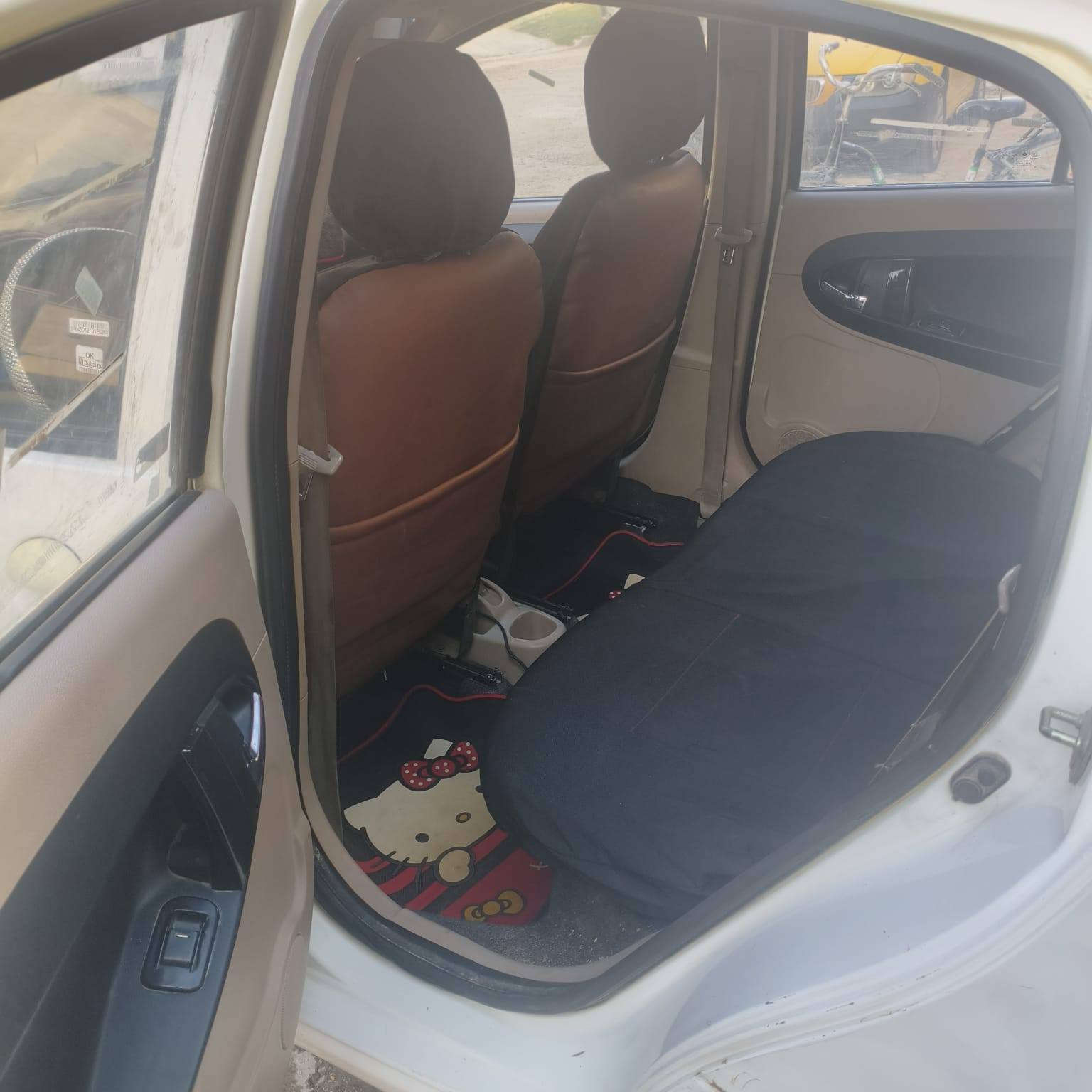 السلام عليكم
باندا ٢٠١٣ نظيفة جدا السعر ٤٧ قابل للتفاوض المكان بغداد حي الخضراء
التواصل على الرقم ***********
