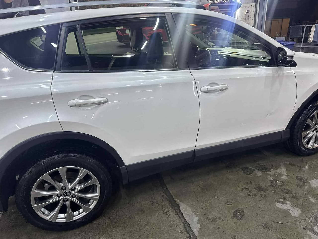 راف فور ياباني
ماشيه 59 فقط
خليجي
رقم بغداد
فول مواصفات
مابيها صبغ 
مابيها اي شي عاطل او مبدل
السعر دفترين و 5 بيها مجال 
العنوان بغداد : المنصور
‭+964 771 392 4103‬
هذا رقم الاستفسار


**إذا كنت صاحب هذا الإعلان وتريد حذفه لأي سبب، رجاءا أرسل رسالة إلى الدعم الفني**