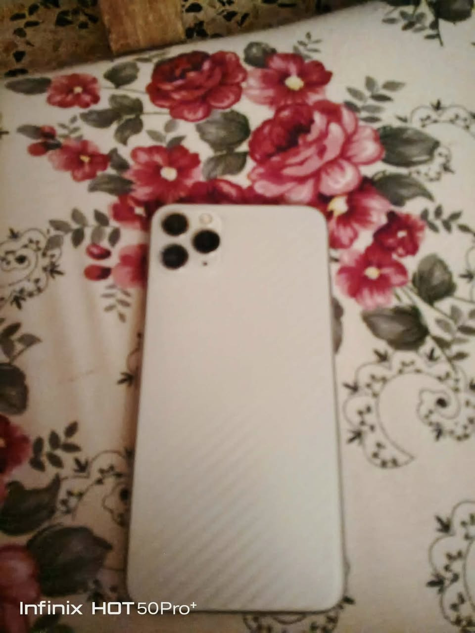 iPhone 11 PRO MAX
ذاكره 512 قطع نادره تلكه هيج ذاكره

مبدل شاشه نوعها زين كلش 

مبدل بطاريه اله فول اذا ما تطول فوك ١٢ ساعه ترجع تلفون

فيس ايدي وكف بسبب تحديثات

سعر يا حبايب ( 260 الف و بيه مجال بسيط ابو 200 لا تجي

عنوان بغداد بلديات

وشكرا


**إذا كنت صاحب هذا الإعلان وتريد حذفه لأي سبب، رجاءا أرسل رسالة إلى الدعم الفني**