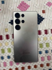 اس ٢٥ الترا للبيع كامل ملحقات استخدام شهر واحد فقط   مابي شخط فول نظاف...