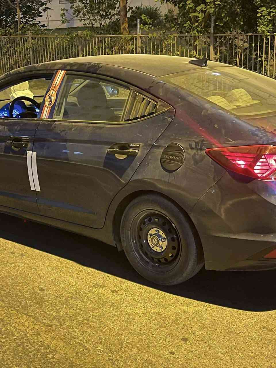 السلام عليكم النترا 2020حادث امريكه بنيد بدون دواخل ولا جاملغات السياره نضيفه ومناقصها شي السياره نص فول رايدها ب135وبيها مجال للشراي وباقي التفاصيل من تتصل ***********بس الشراي يدخل
