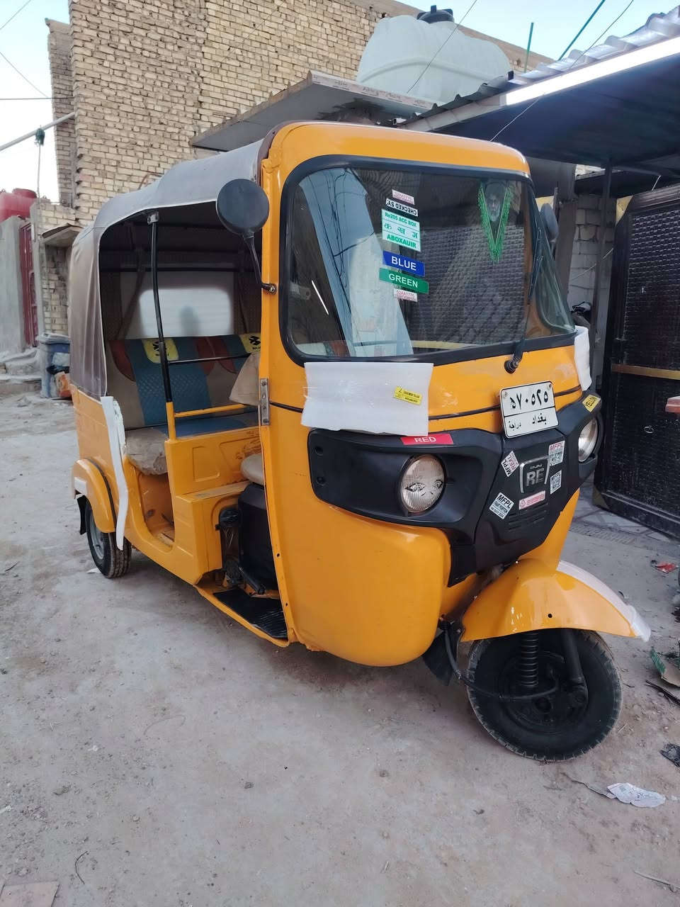 سلام عليكم تكتك موديل 2019 شهر التاسع مظلع جاهزه من كلشي مكينه وكبر وكسل تخم تاير بلاديه قطره معجون ابيها غير الدوسات بس تحويل مباشر مكانها بغدادالطالبيه شقق سعرها ٥٨٠٠ وبيها مجال للشراي الاستفسار علرقم ***********
