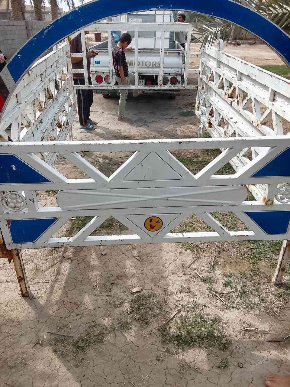 السلام عليكم محجر للبيع ***********
