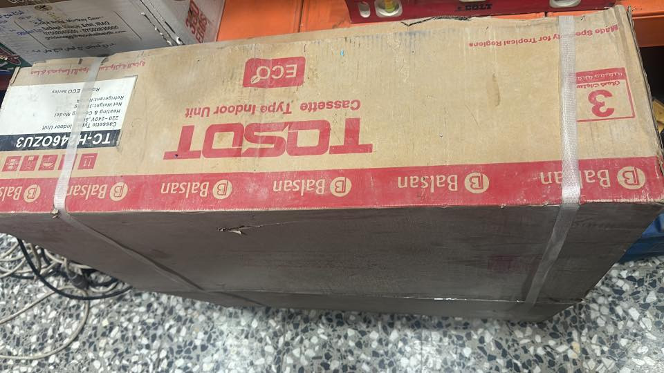 السلام عليكم سبلت كاسيت توسوت 2 طن انفيرتر جديد غير مستخدم فقط كفر الخارجيه متضرر ***********
