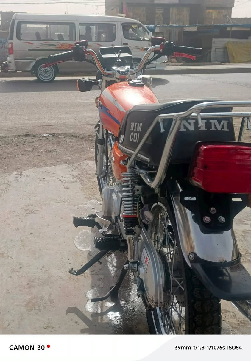 سلام عليكم دراجه ايراني اربعه كير دراجه خير من الله تخبل شوفت عينكم ولدراجه بيه عنابر كلج وبيه دسكات امامي خلفي السعر 800وبيه مجال


**إذا كنت صاحب هذا الإعلان وتريد حذفه لأي سبب، رجاءا أرسل رسالة إلى الدعم الفني**