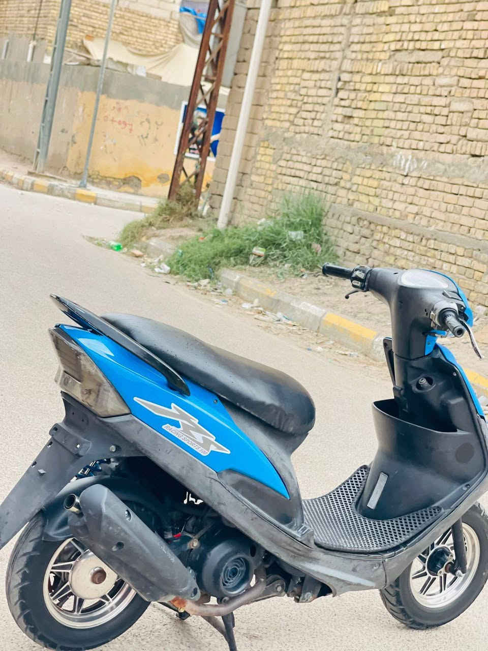 السلام عليكم
ماكس عدله للبيع مفتوحه ولفات كلجات رياضي خلفي امامي صالنصة FM وياله مشيفه دبل خلفي ابو البطل سلف هندر كهربائيات شغاله مكينه ناعمهه شلعه ومعدل اذا ماتعلك بيدك مرجوعه (كفر تجاري مختم تايواني+ملاح قوي) المكان ناصرية مركز السعر550 وبيهه مجال للتواصل خاص او ***********
