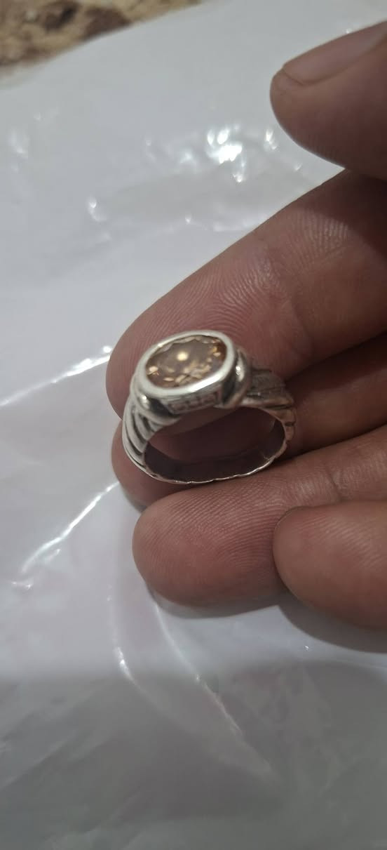 سلام عليكم للبيع السعر خاص 
سترين افريقي 
يماني شجري 
ياقوت باريسي 
عقيق يماني أبيض


**إذا كنت صاحب هذا الإعلان وتريد حذفه لأي سبب، رجاءا أرسل رسالة إلى الدعم الفني**