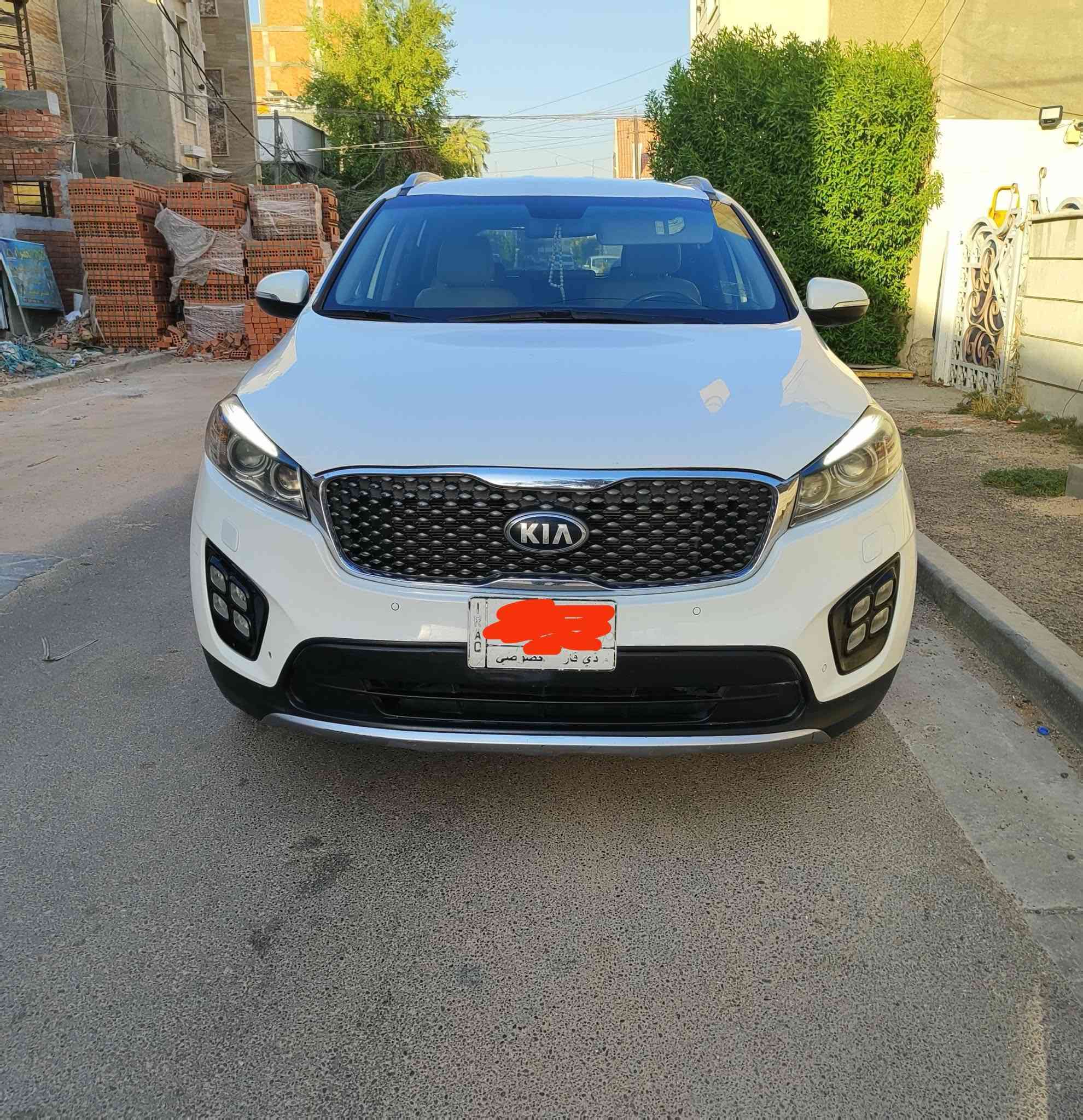 سورنتو 🚙
‏‎سلام عليكم بيع فقط
موديل٢٠١٨
خليجي
محرك V6 3500

المواصفات 
السيارة كامله
🌹🌹🌹🌹

                       ((((🔴المواصفات🔴))))

1- بصمة 
2- كامرة خلفية
3- حساس امامي
4- حساس خلفي
5- مري شفط
6شاشة كبيرة اندرويد كامرة ذيل 
7- كشن السايق كهرباء
8- تحكمات استيرن جهتين
9- مانع انزلاق
10- اشاير بالمري الجانبية
11- بردات خلفية
12- نضام ترحيب
13- Eco نظام
14- نظام sport
15- ويل كب 
16- بلوجكتر
17- بدأت ستيل
18 لد امامي
19 مري شفط 
20يدات استيل 
21 انارا داخليه 
سيارة كاملة ماعدا بيبان الخلفية مصلح على بارد شي بسيط
 الاتصال على الرقم *********** 
 مكان السيارة
كربلاء المقدسة
سعر ٢٢٥
رقم ذي قار باسمي
