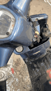 يا الله الهم صلي على محمد والي محمد 
✅دراجه كامكو بوليسي دراجه حلوه 🔸
✅سرعته 120 
اخوان حبايب كلبي الدراجه (كايمه) 
حته منتخاجل بعدين دراجه مميزه شوفت عين 👁️ 
نكره سلف تجي اضيفك وشربك جاي وشوفه 
رقمي 📱 فقط وتساب ***********🫡
📍بغداد شعله الصدرين السعر550 💵 
مجال بصيط 🔹
