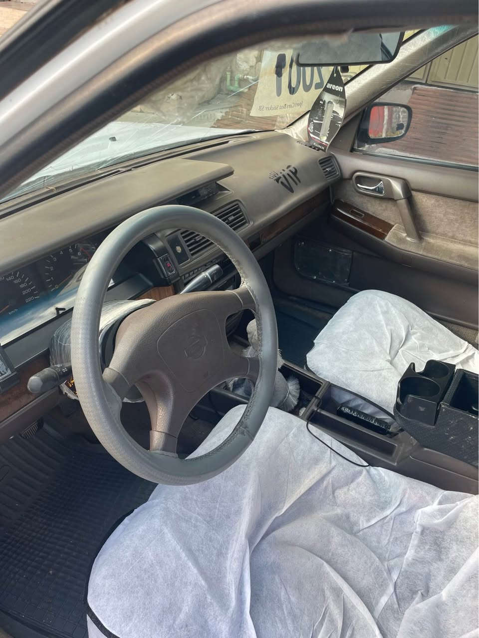 نیسان سدریک ٢٠٠١ ئاڕم ئەوەلیات بە شەرت تەقەو رەقەو کارەبایات هەموو گیانی بە شەرت چوار جام کارەبا تەبرید لەسەر سویچ بێ دەعمو لێ دراو ٣ پارچەی پێشی بۆیاخە چوار تایەو ویلی لۆک بە پارەی یەک ئۆپڵ ٢٨ گەڵاو معمەلەیە برایانە ***********ژم حلبجة, السليمانية
