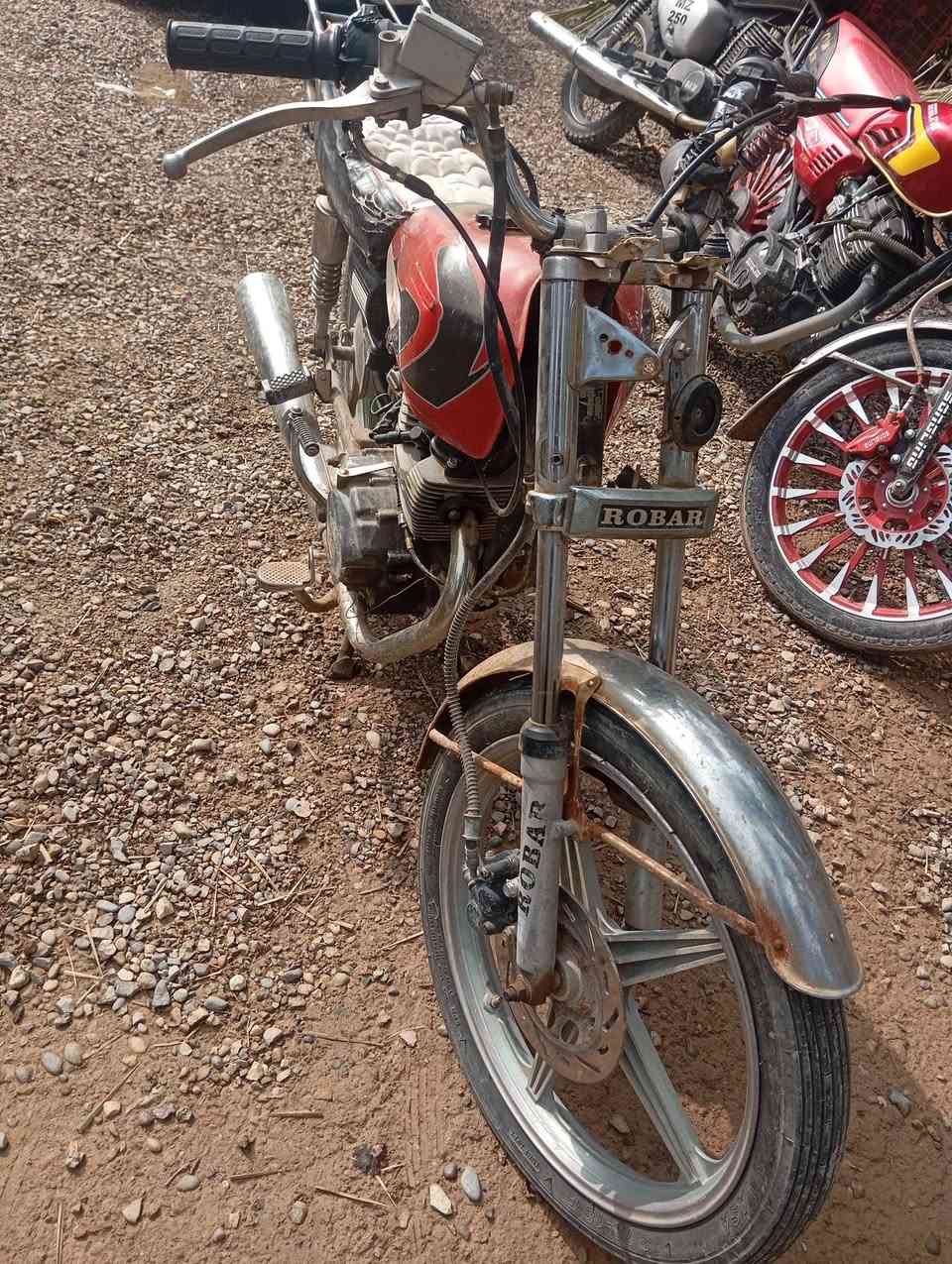 السلام عليكم روبر 5 كير 2018 شغال كامل نص هندر جاملغ خلفي وضفيره موجوده وستان صفح ودوسه مكاني جسر خرنابات السعر خاص


**إذا كنت صاحب هذا الإعلان وتريد حذفه لأي سبب، رجاءا أرسل رسالة إلى الدعم الفني**