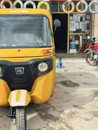 تكتك لبيع موديل 20 كشره كفاله مكاني لمجر لكبير سعر 5500 وبيه مجال ٠٧٨١...