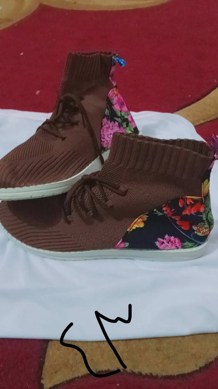 توفرت لدينا احذيه نسائيه جدد القياسات داخل الصوره
الي يعجبج دزي الصوره ع هذه الرقم ***********
